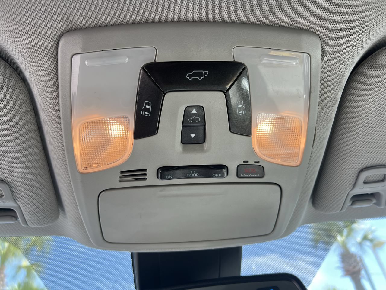 Used 2018 Toyota Sienna XLE FWD image 29