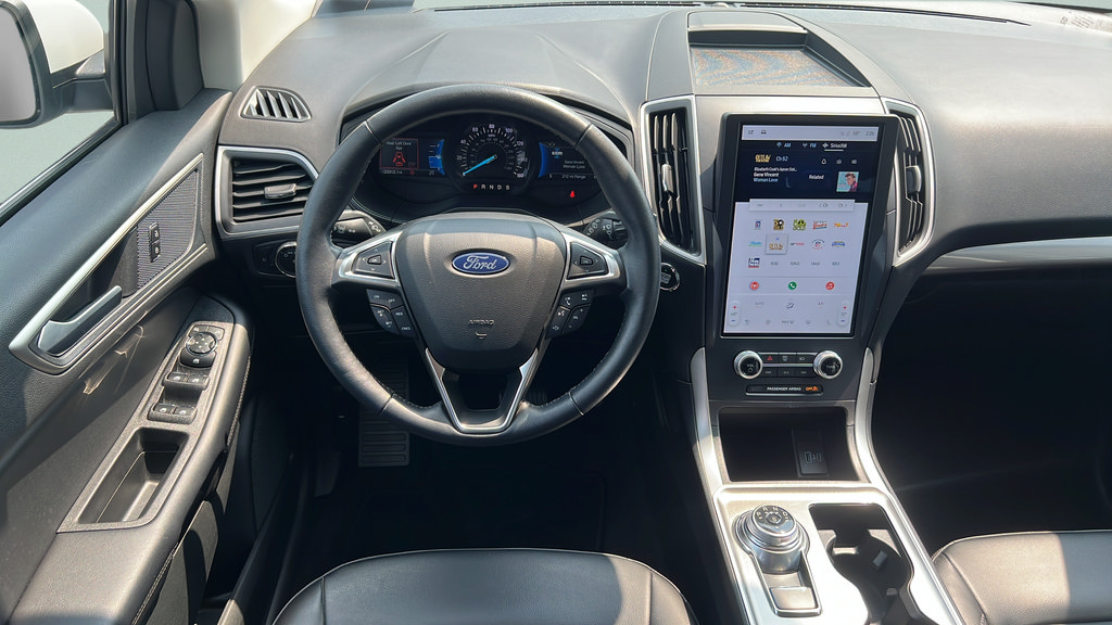 Used 2023 Ford Edge SEL w/ Convenience Package AWD/4WD image 11