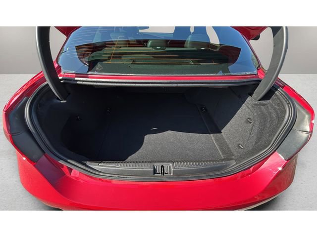 Used 2023 Alfa Romeo Giulia Estrema image 33