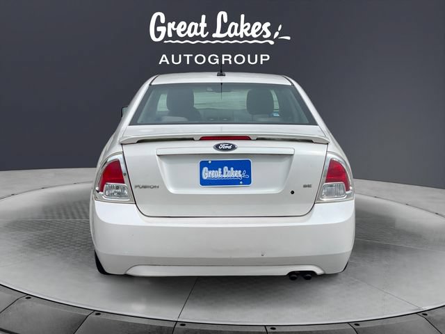 Used 2009 Ford Fusion SE FWD image 4