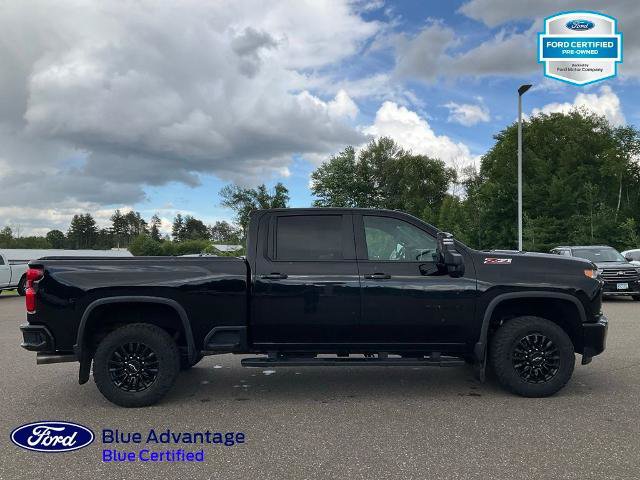 Used 2021 Chevrolet Silverado 2500 LT w/ Midnight Edition AWD/4WD image 23