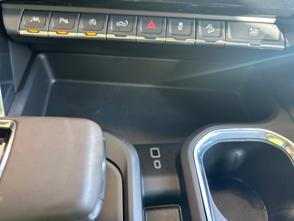 Used 2024 GMC Sierra 1500 Denali w/ Technology Package AWD/4WD image 19
