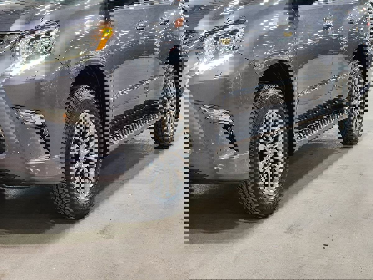 Used 2017 Lexus GX 460 Luxury w/ Preferred Accessory Package image 17