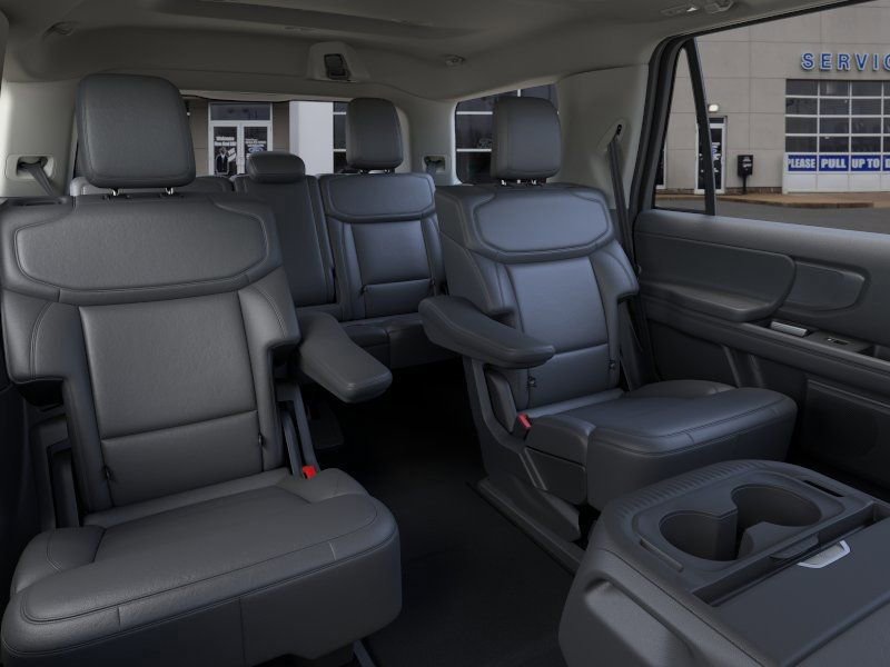 New 2026 Ford Expedition Active AWD/4WD image 11