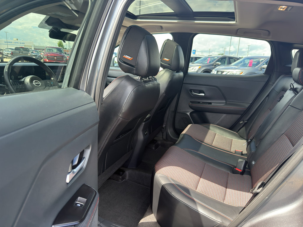 Certified 2025 Nissan Kicks SR w/ SR Premium Package AWD/4WD image 30
