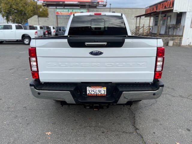 Used 2020 Ford F250 Lariat w/ Lariat Value Package image 9