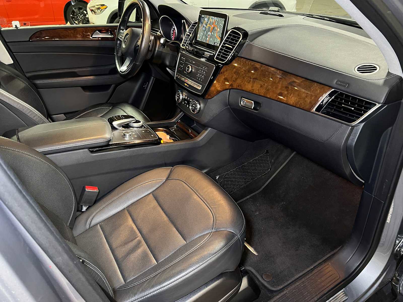 Used 2016 Mercedes-Benz GLE 400 4MATIC image 11