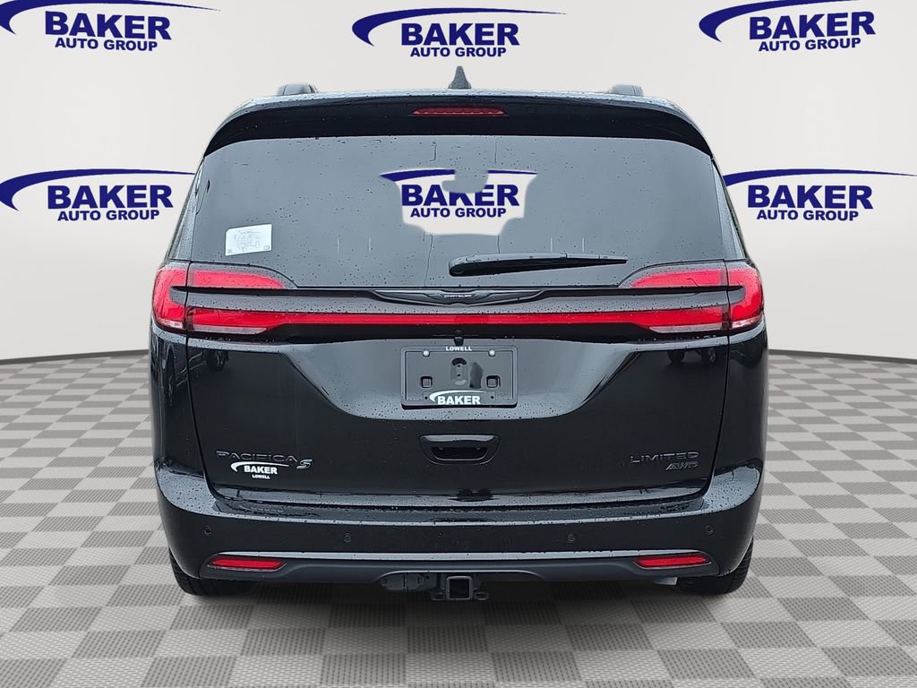 New 2026 Chrysler Pacifica Limited AWD/4WD image 4