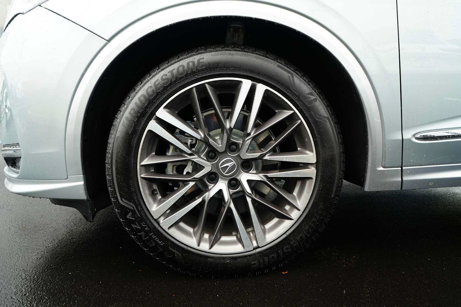 Certified 2026 Acura MDX w/ Advance Package AWD/4WD image 12