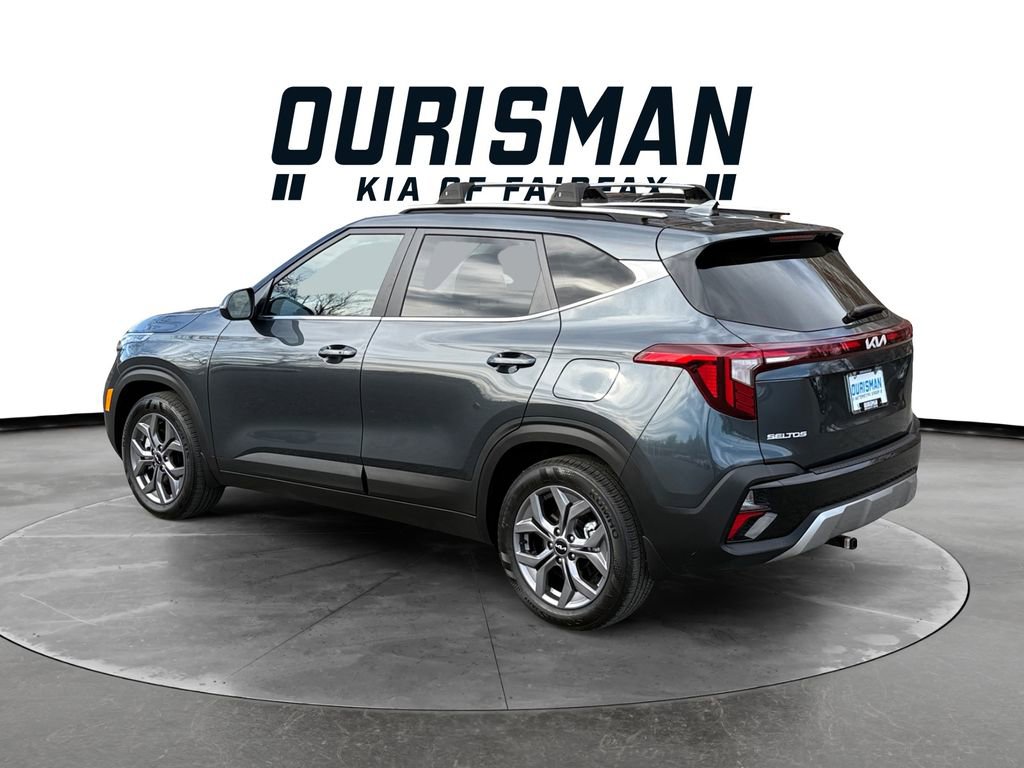 Certified 2024 Kia Seltos S image 4