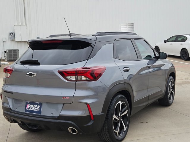 Used 2021 Chevrolet TrailBlazer RS w/ Sun and Liftgate Package FWD image 6