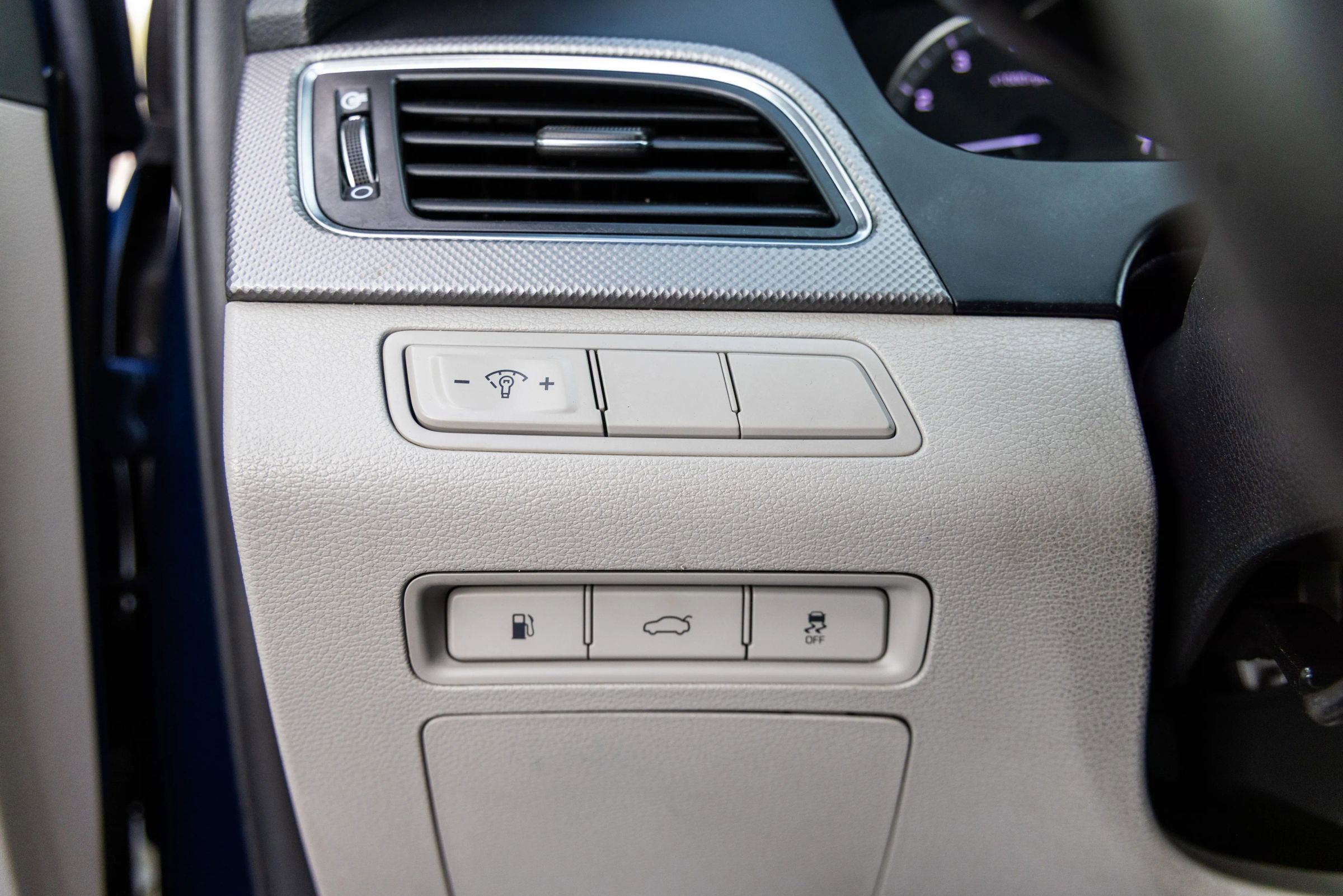 Used 2017 Hyundai Sonata SE FWD image 32