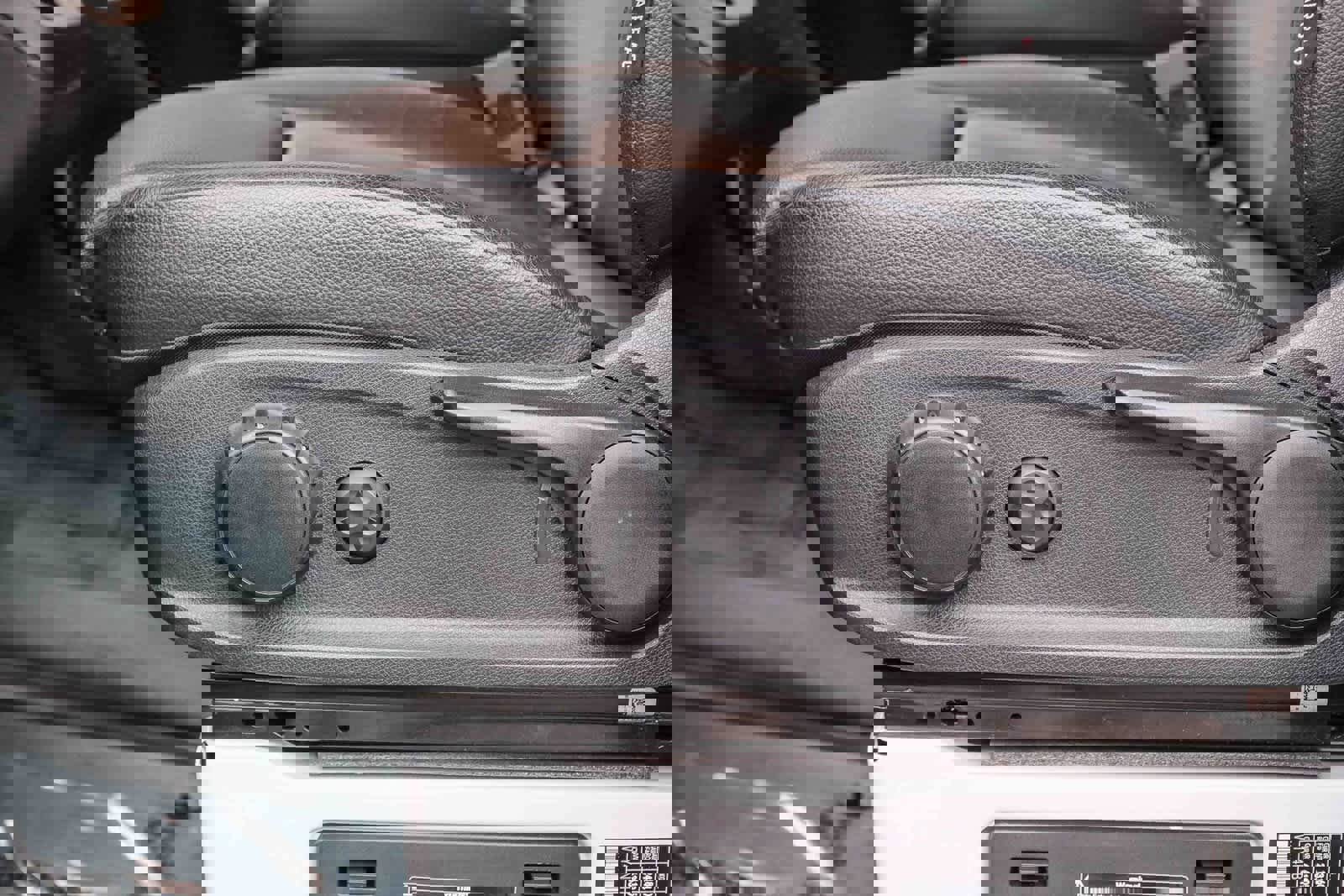 Used 2024 Mercedes-Benz Sprinter 2500 image 25