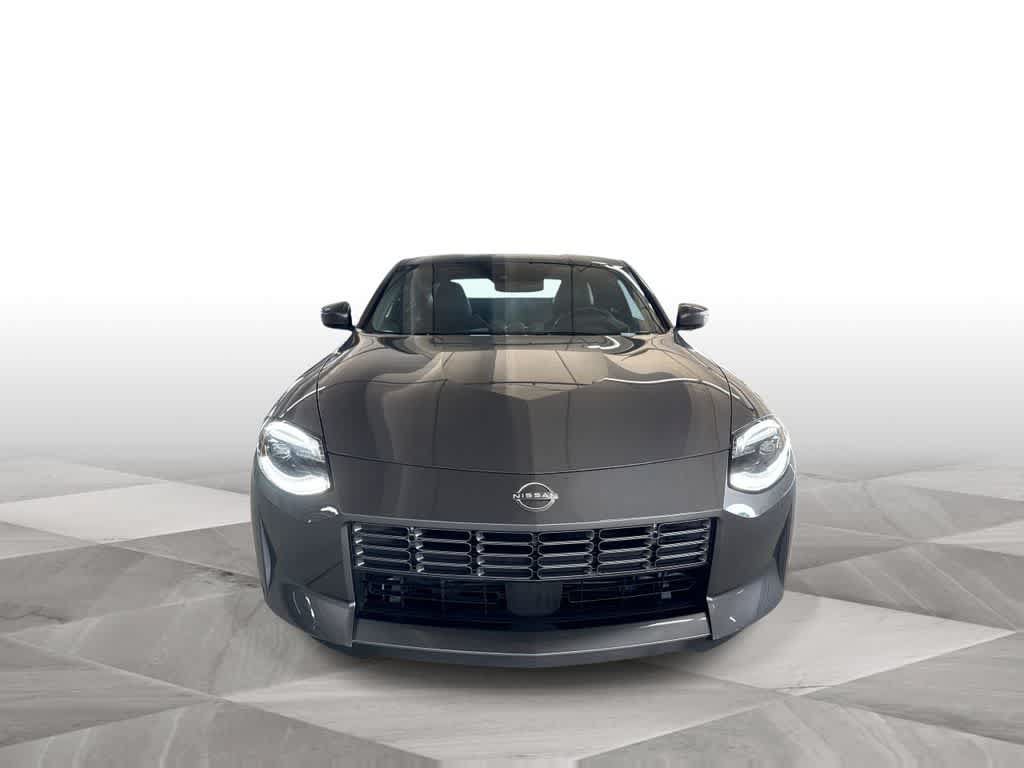 Used 2025 Nissan Z Performance w/ Floor Mat Package RWD image 3