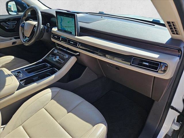 Used 2022 Lincoln Aviator Reserve w/ Elements Package Plus image 23