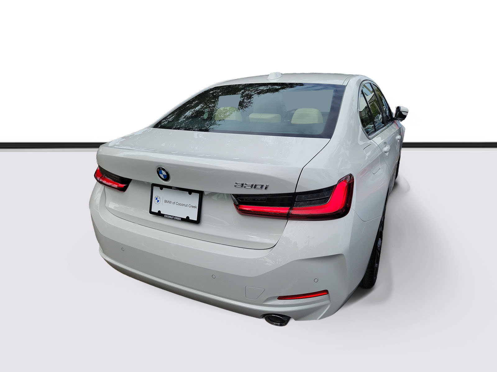 New 2026 BMW 330i Sedan w/ Convenience Package RWD image 4