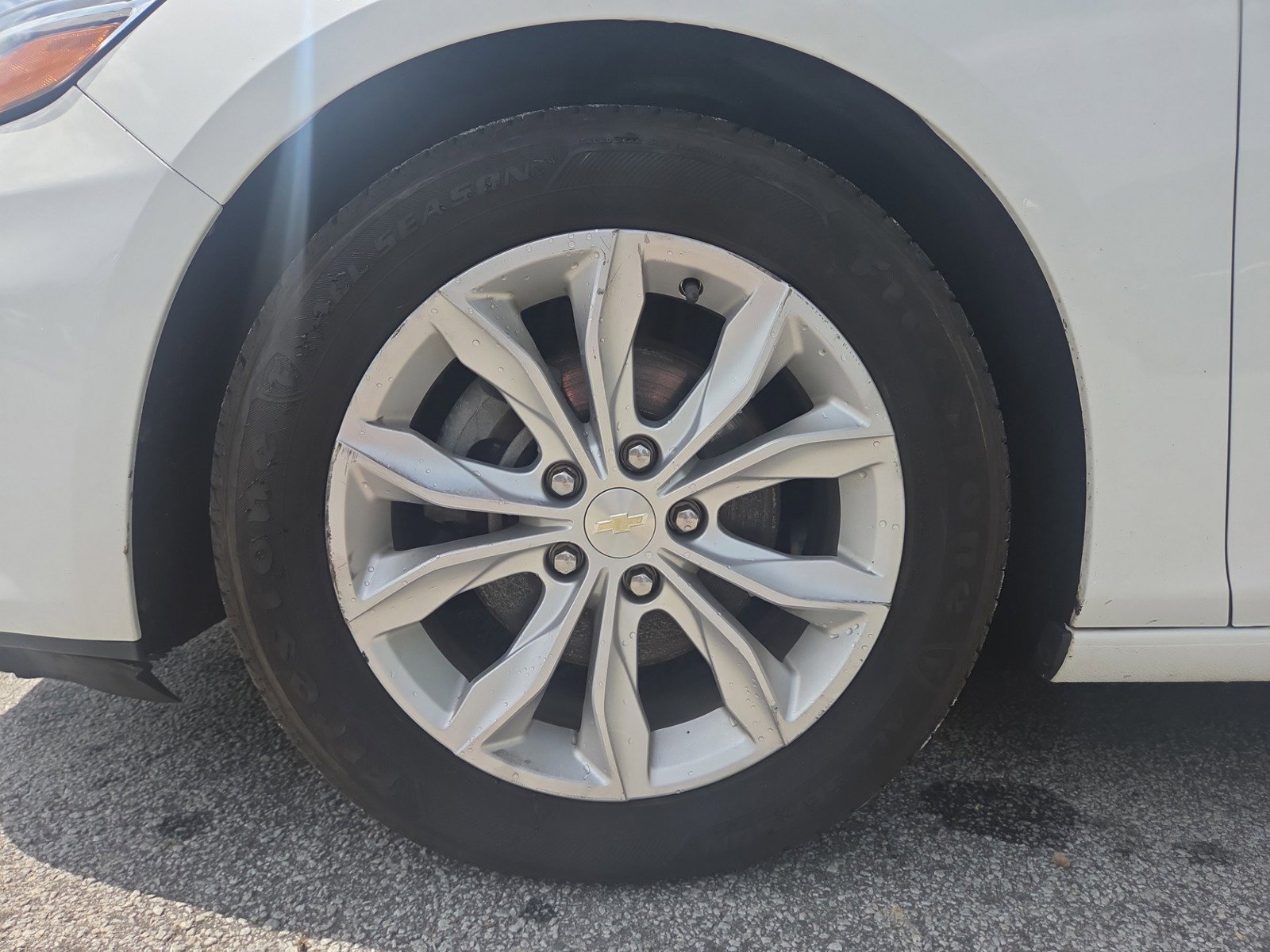 Used 2019 Chevrolet Malibu LT image 14