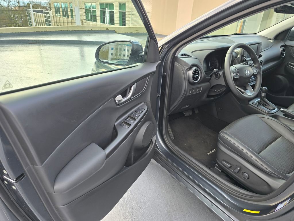 Used 2021 Hyundai Kona Limited w/ Cargo Package image 19
