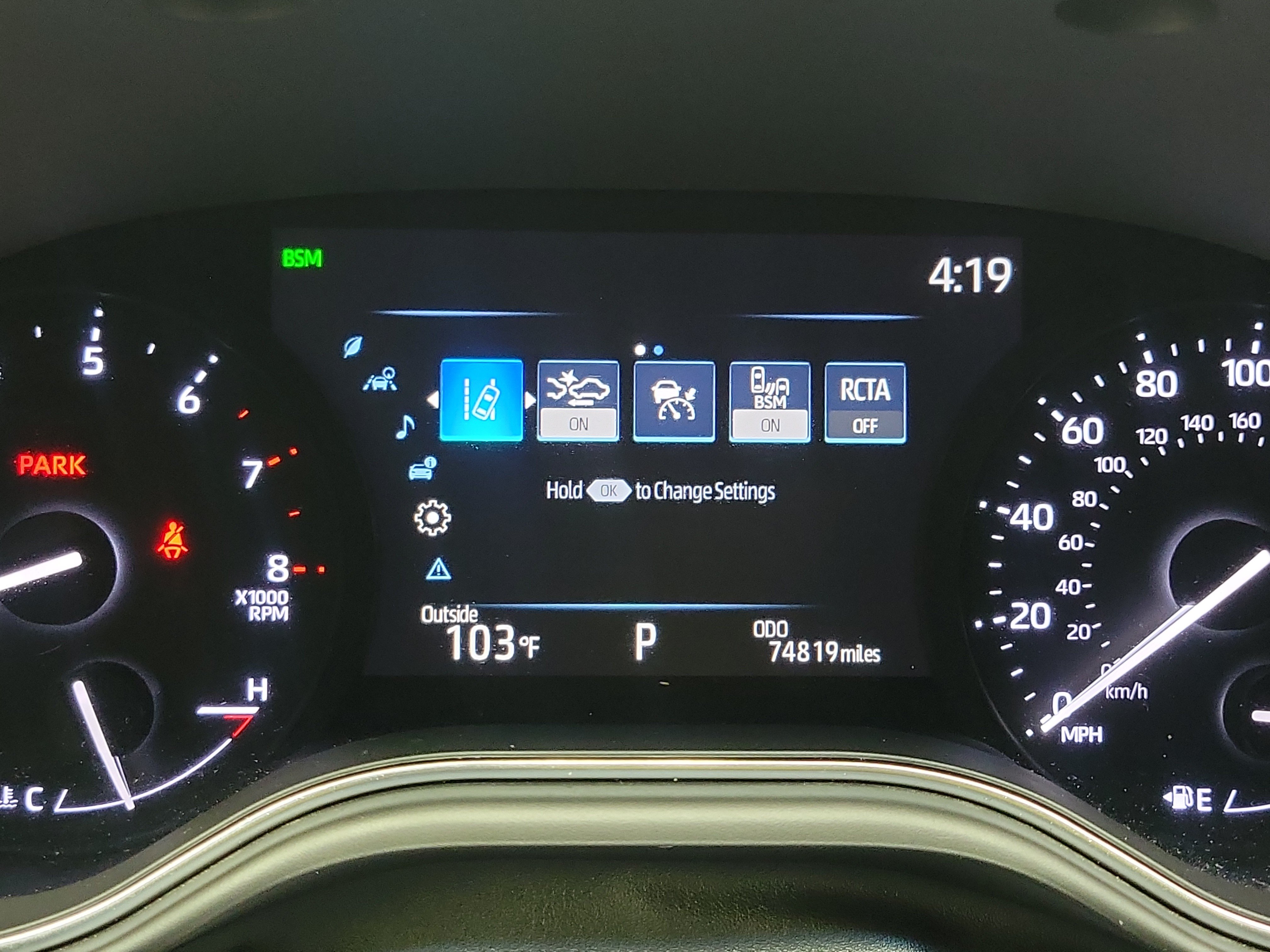 Certified 2022 Toyota Avalon XLE w/ Moonroof Package FWD image 25
