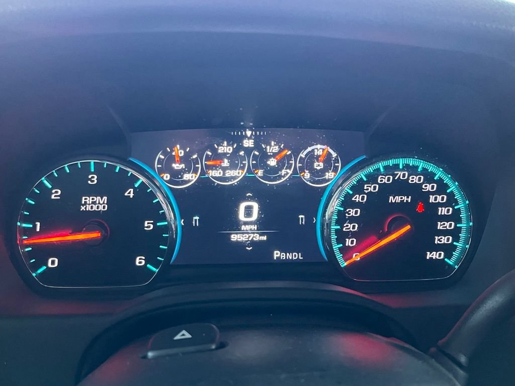 Used 2020 Chevrolet Suburban Premier AWD/4WD image 22