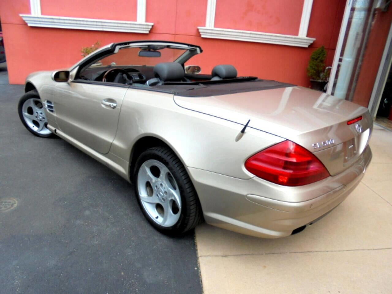Used 2005 Mercedes-Benz SL 500 image 41