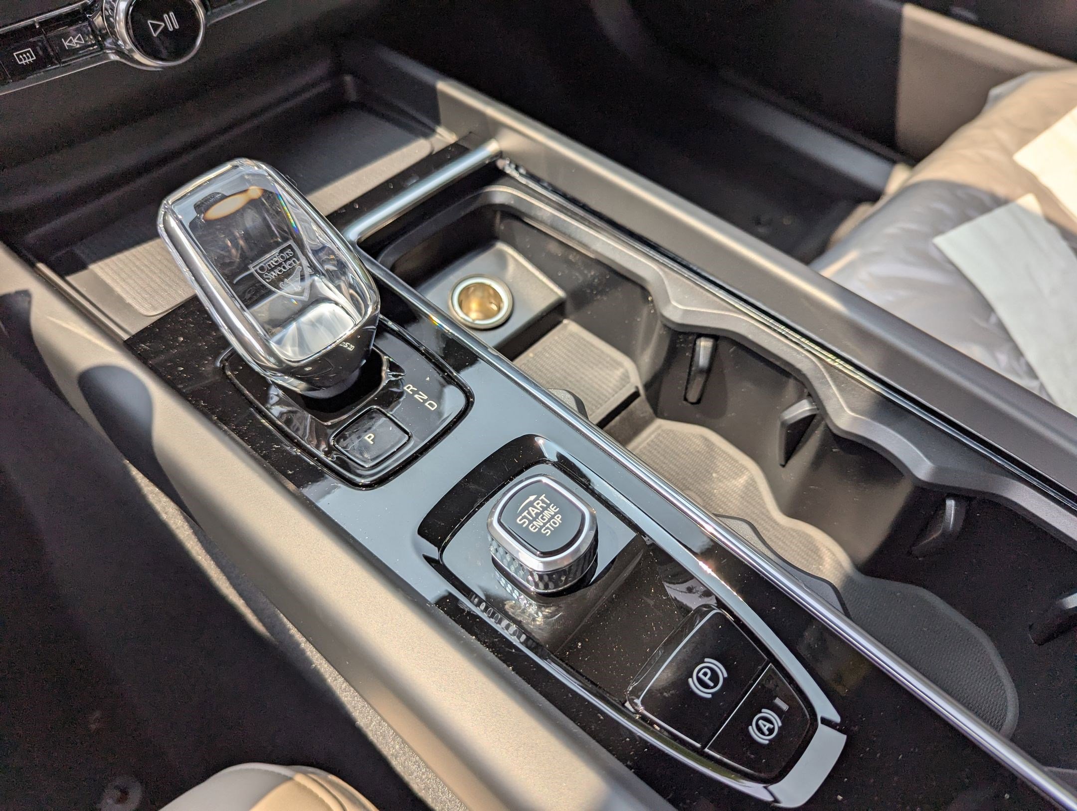 New 2026 Volvo XC60 B5 Plus w/ Protection Package Premier image 16