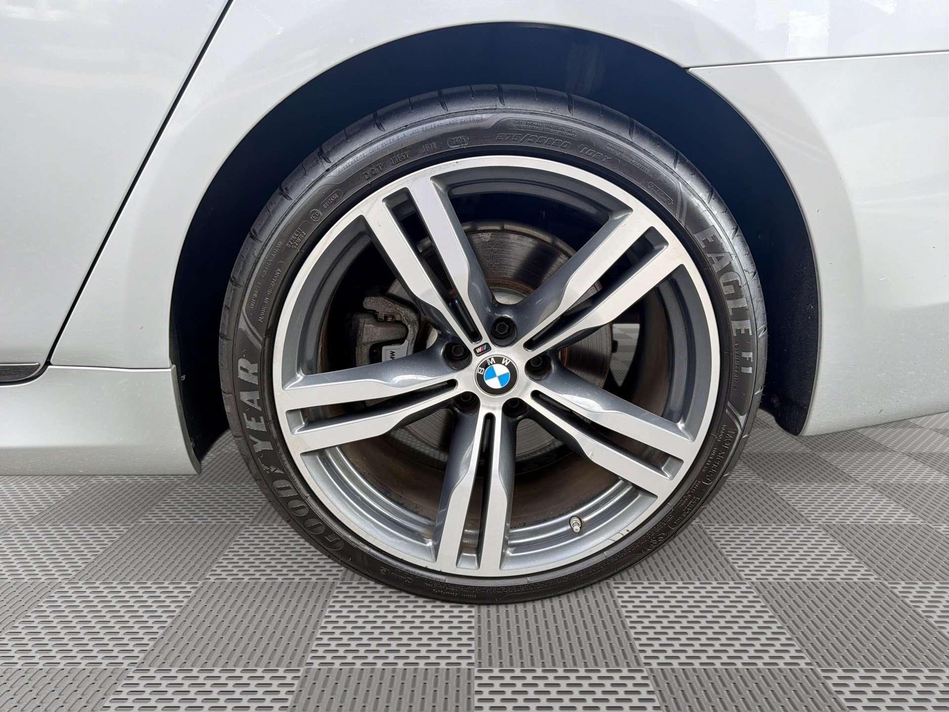 Used 2019 BMW 750i RWD image 29