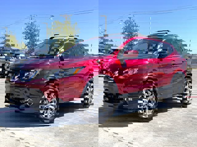 Used 2019 Nissan Rogue Sport SV w/ Technology Package