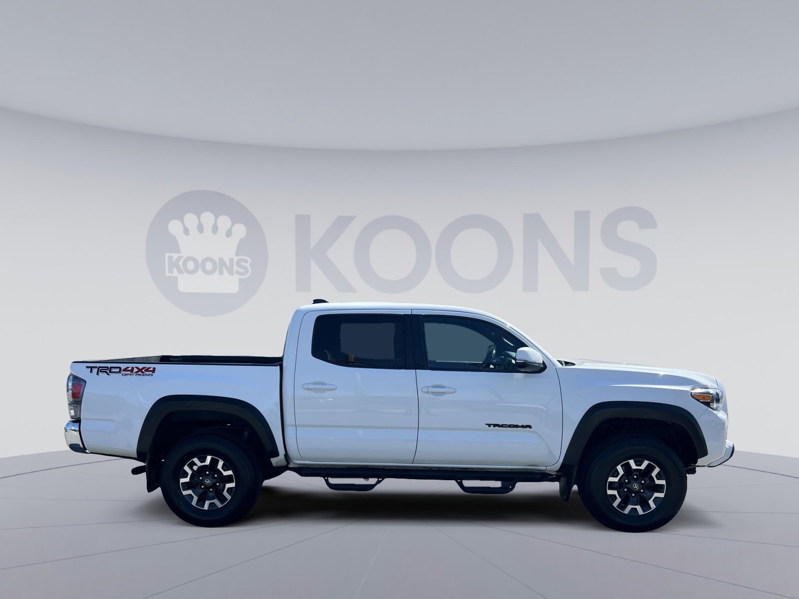 Used 2023 Toyota Tacoma TRD Off-Road AWD/4WD image 8