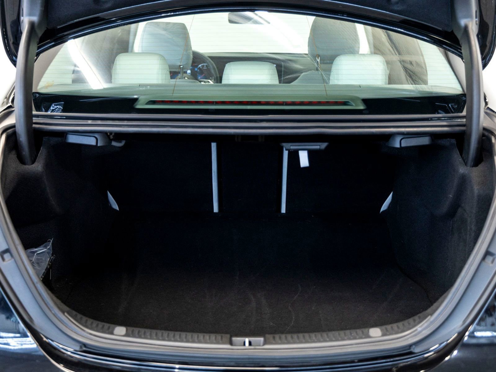 Used 2022 Mercedes-Benz E 450 4MATIC Sedan image 22