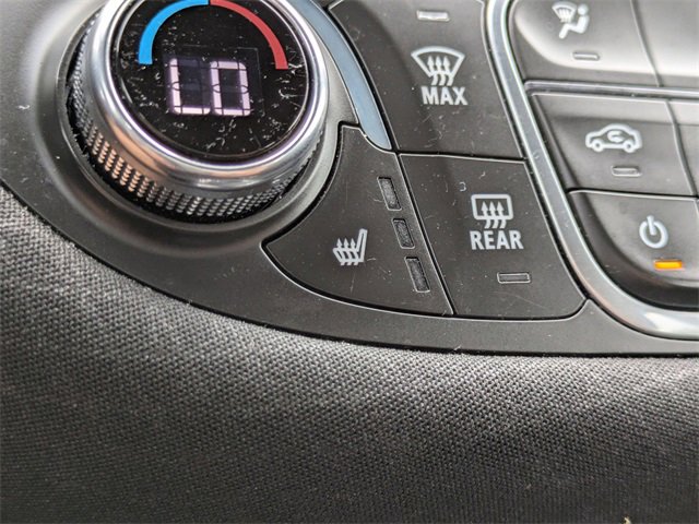 Used 2024 Chevrolet Malibu LT image 23