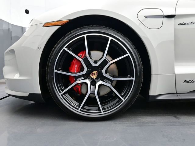 New 2026 Porsche Taycan 4S AWD/4WD image 6
