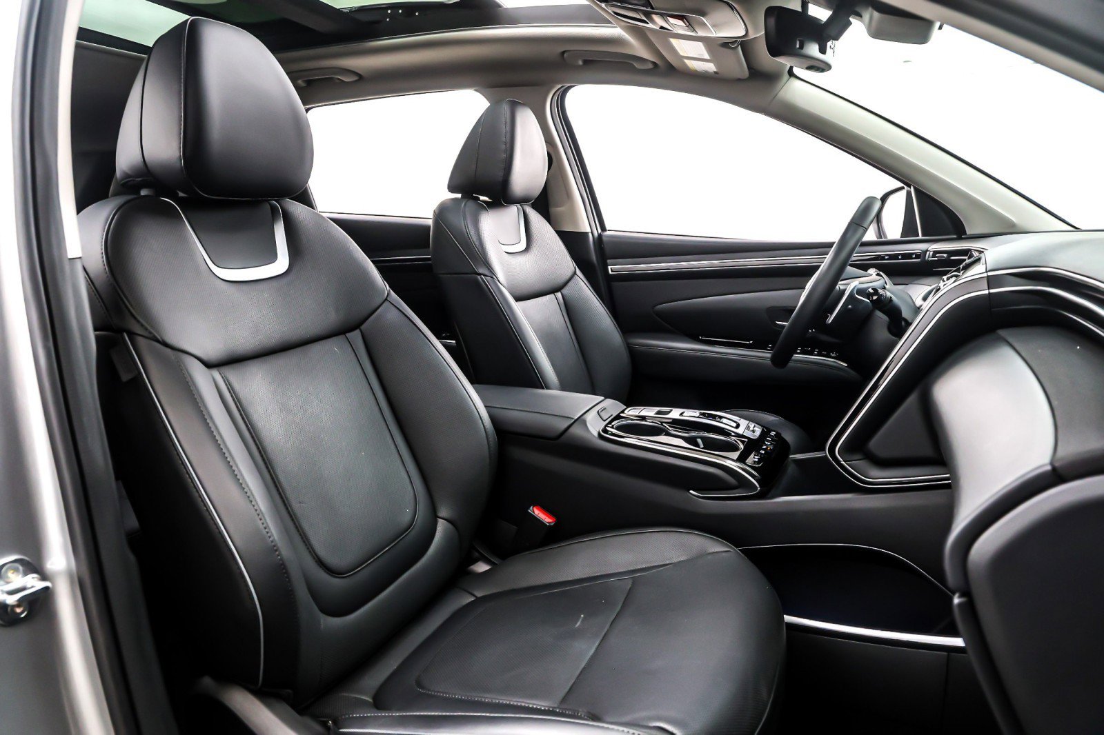 Used 2023 Hyundai Tucson Limited w/ Cargo Package image 8