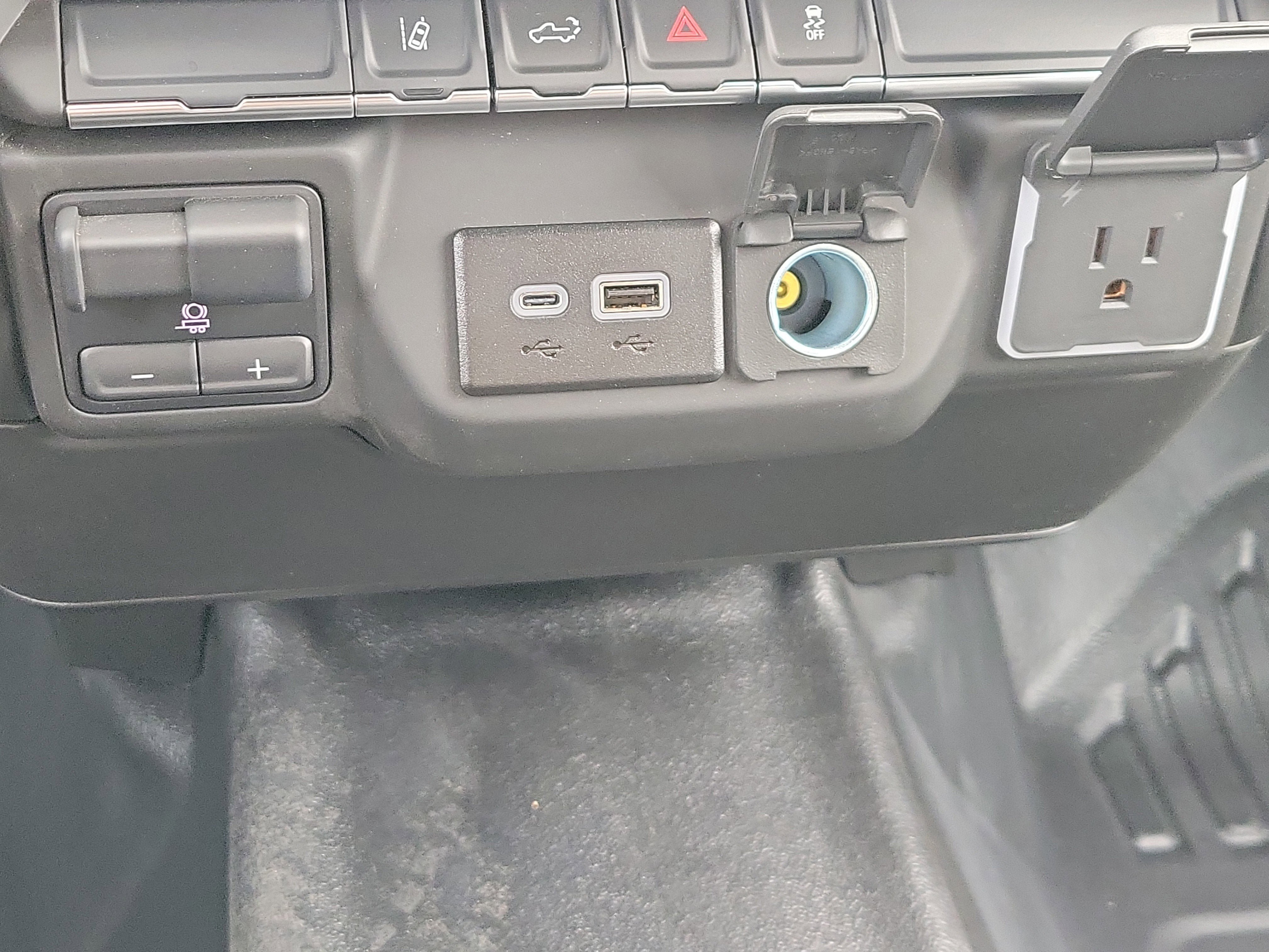 New 2025 GMC Sierra 3500 Pro w/ Convenience Package image 27