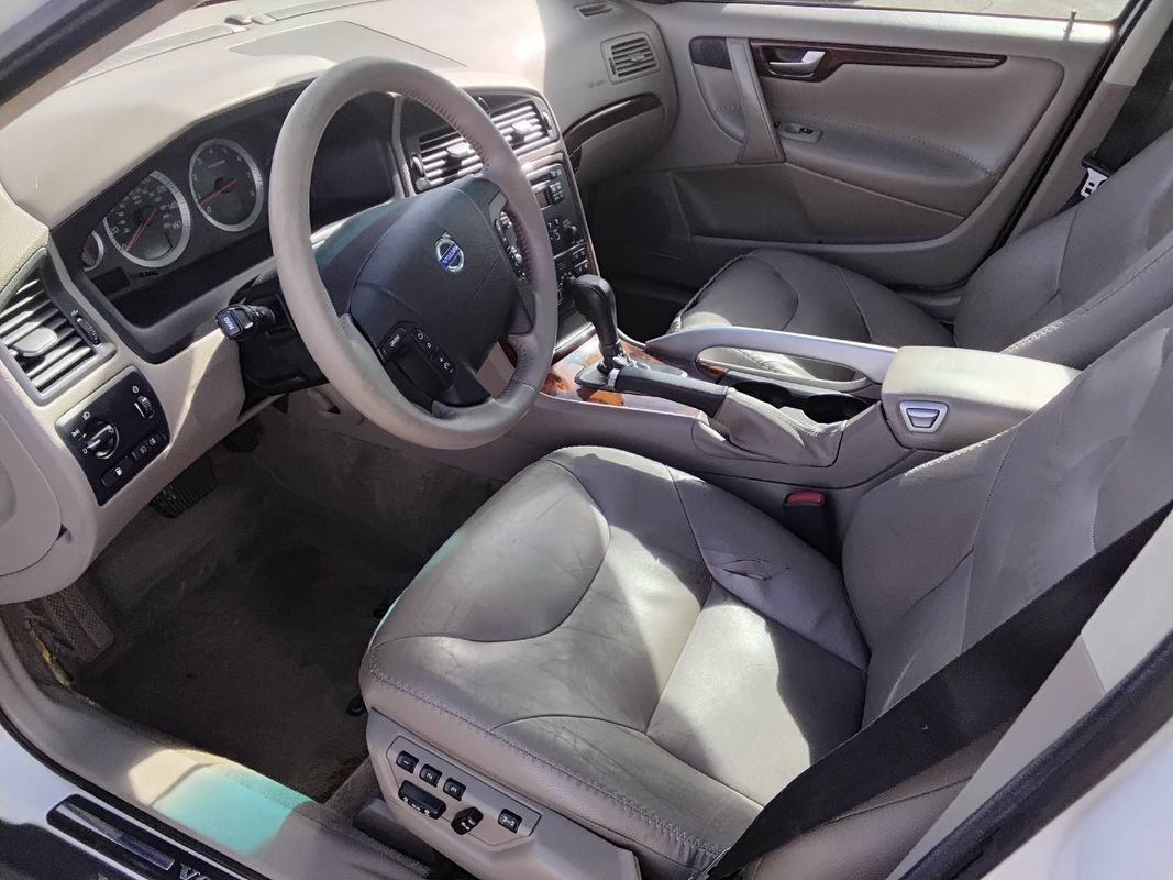 Used 2007 Volvo XC70 image 11