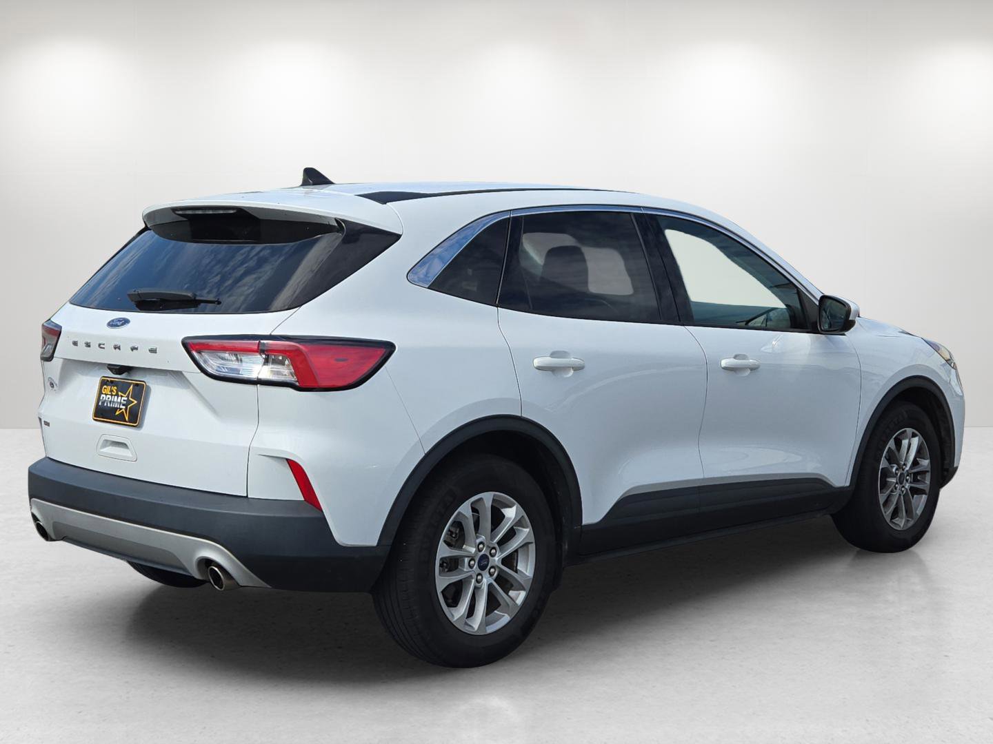 Used 2021 Ford Escape SE image 6