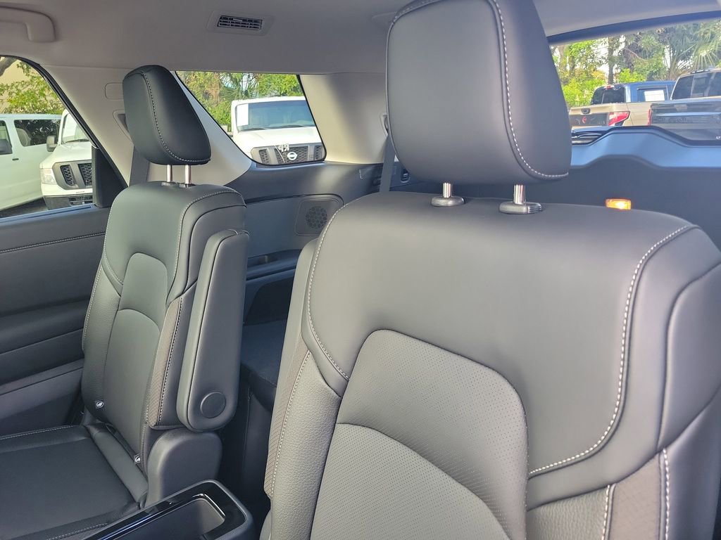 New 2026 Nissan Pathfinder SL AWD/4WD image 17