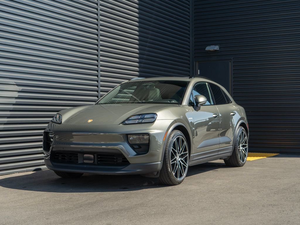 Used 2024 Porsche Macan 4 Electric image 1