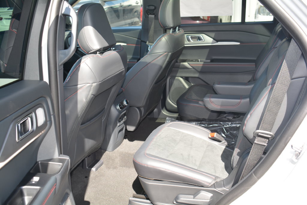 New 2027 Ford Explorer ST w/ Sun And Sound Package AWD/4WD image 8