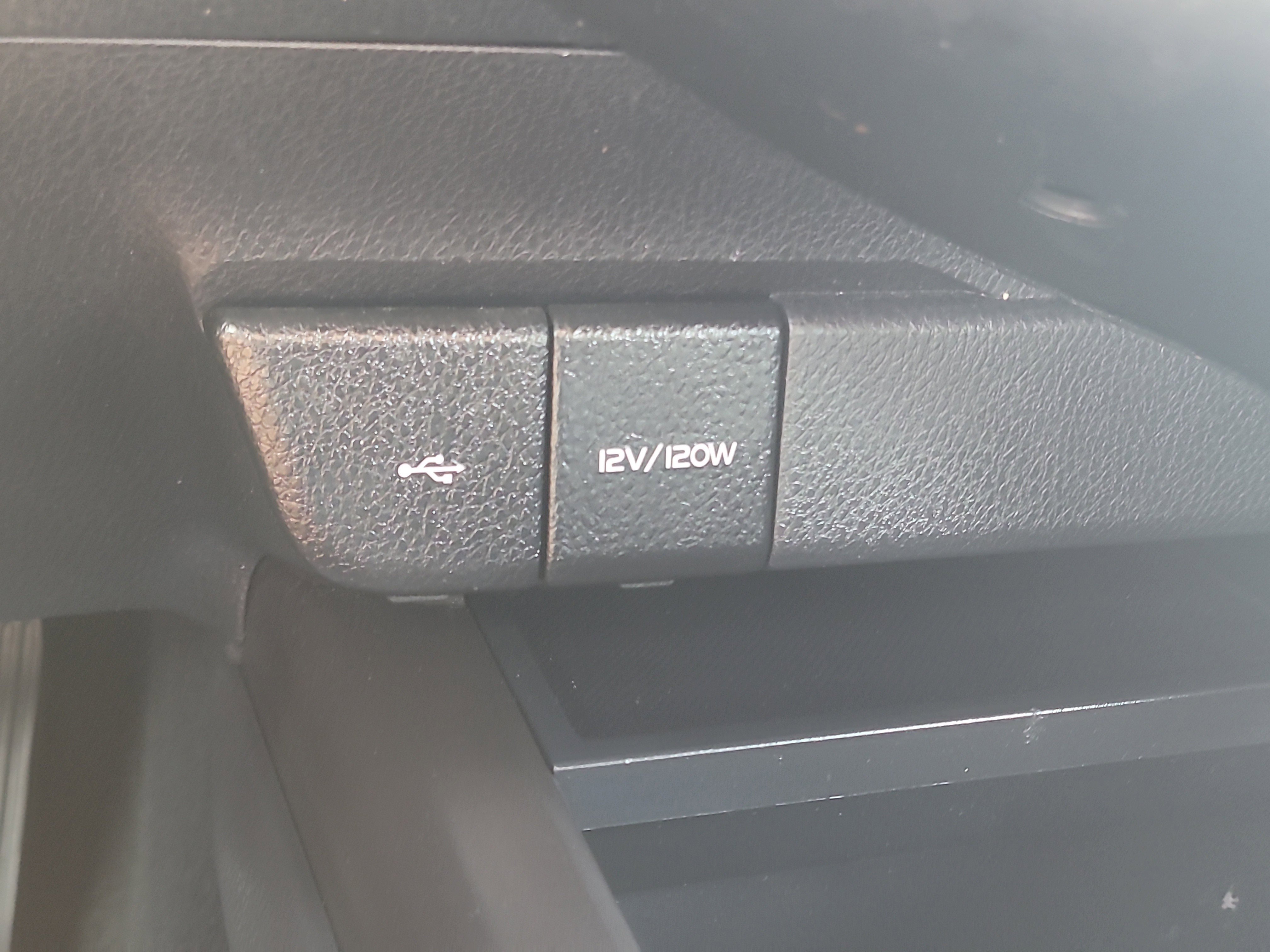 Used 2024 Toyota Camry SE image 24