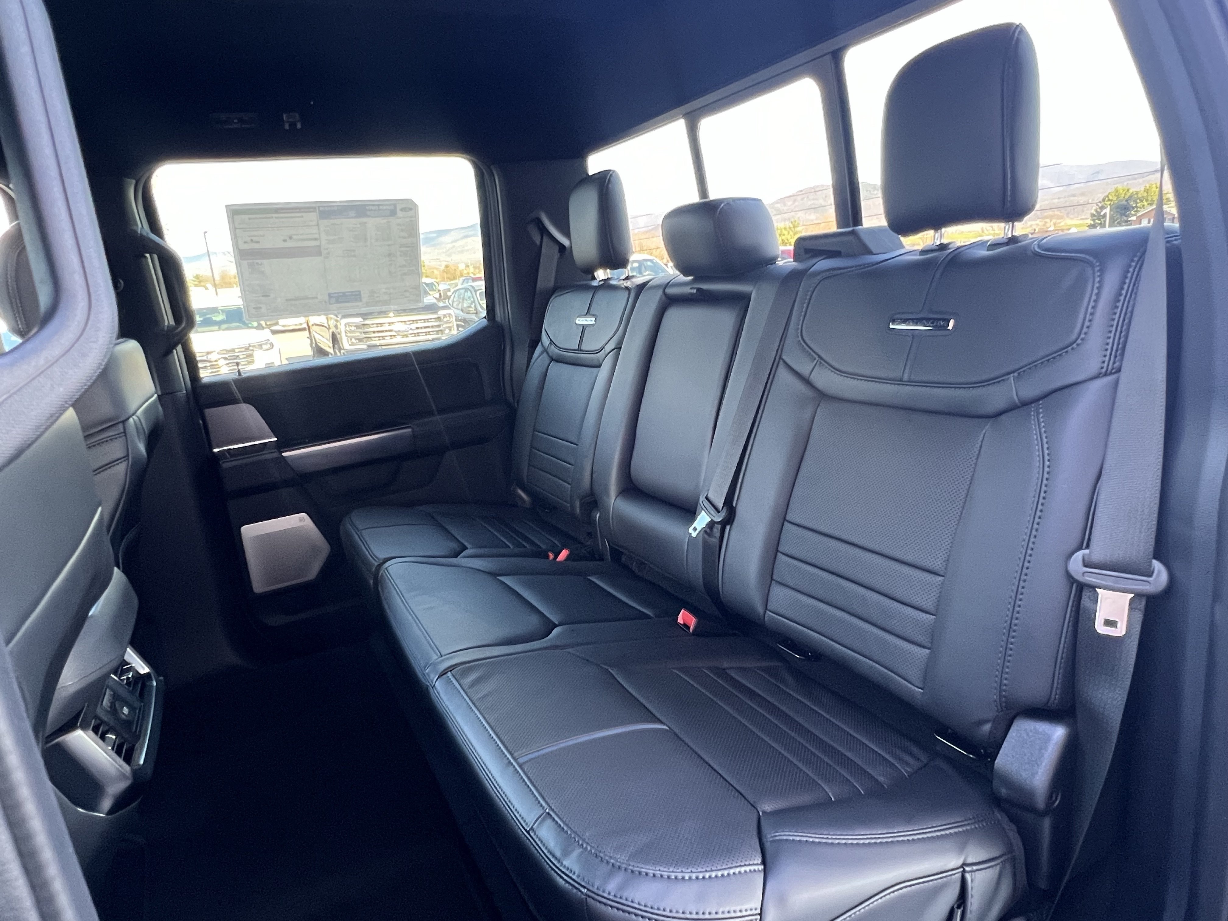 New 2026 Ford F350 Platinum w/ FX4 Off-Road Package AWD/4WD image 19