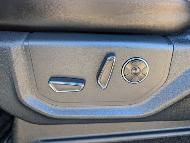 Used 2020 Ford F150 Platinum w/ Equipment Group 701A Luxury image 24