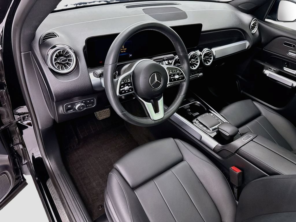 Used 2023 Mercedes-Benz GLB 250 image 9