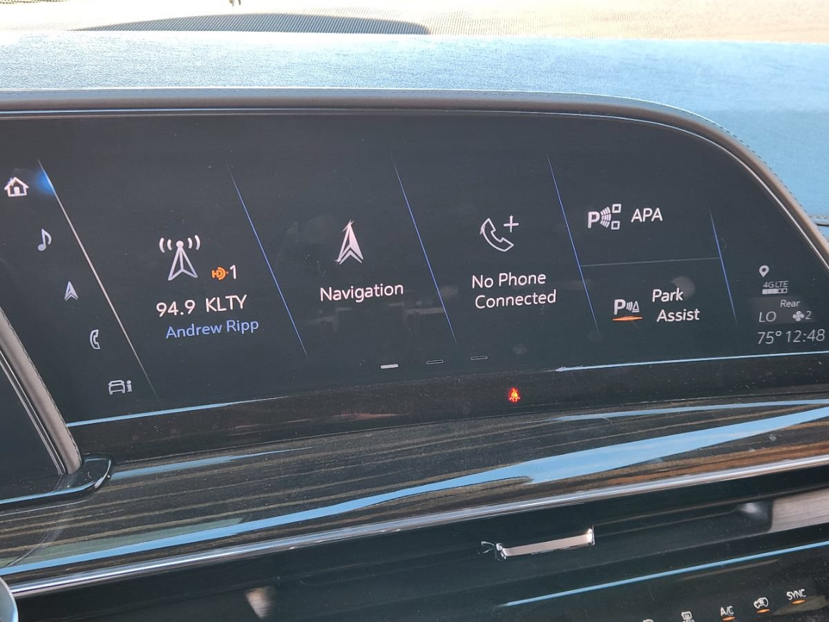Used 2021 Cadillac Escalade Sport w/ Driver Assist Tech Package AWD/4WD image 36