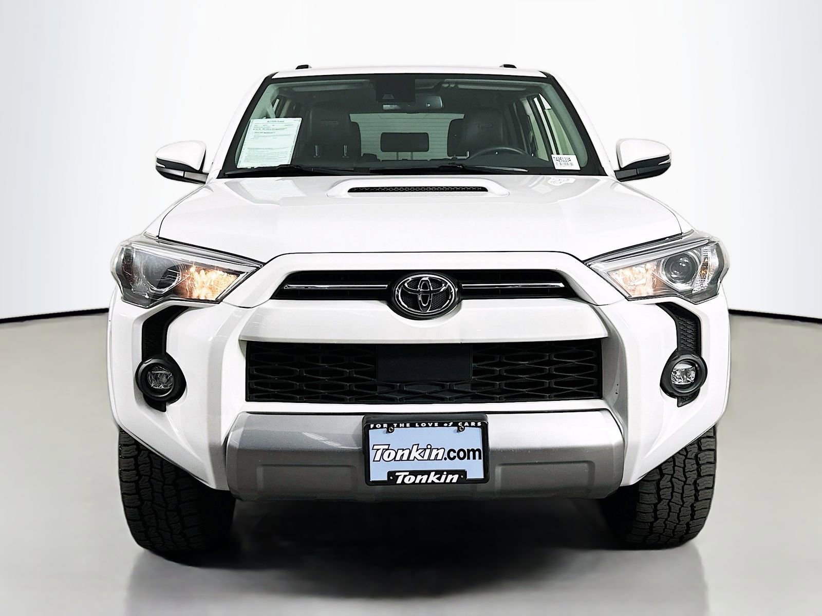 Certified 2023 Toyota 4Runner TRD Off-Road Premium AWD/4WD image 2