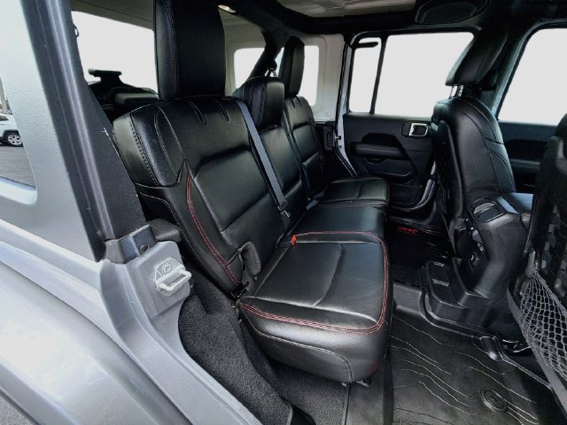 Used 2019 Jeep Wrangler Unlimited Rubicon AWD/4WD image 29