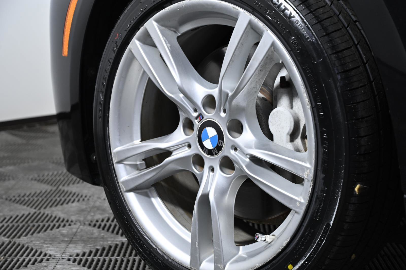 Used 2017 BMW 330i xDrive 330i xDrive image 29