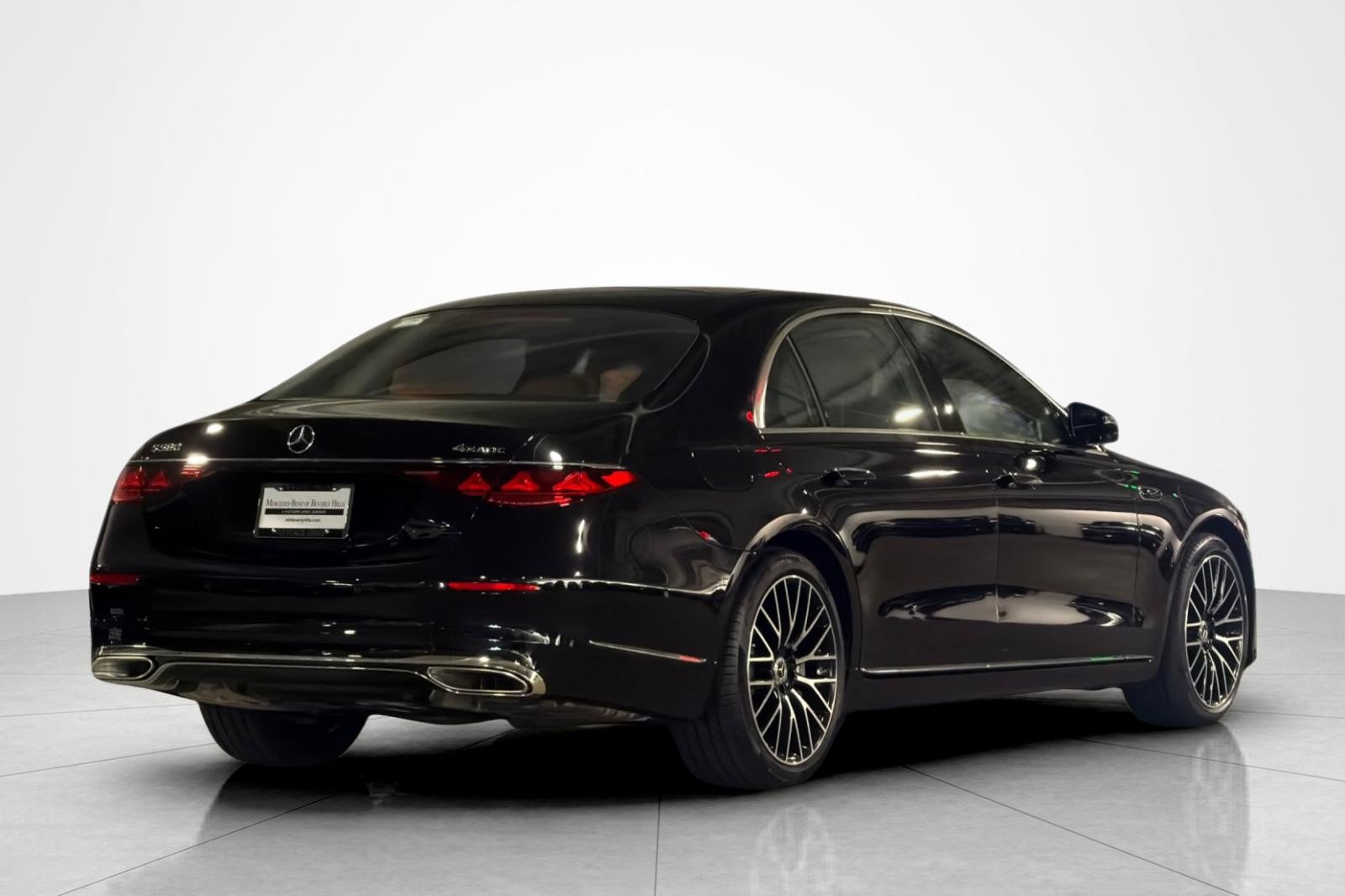 New 2027 Mercedes-Benz S 580 4MATIC Sedan image 5