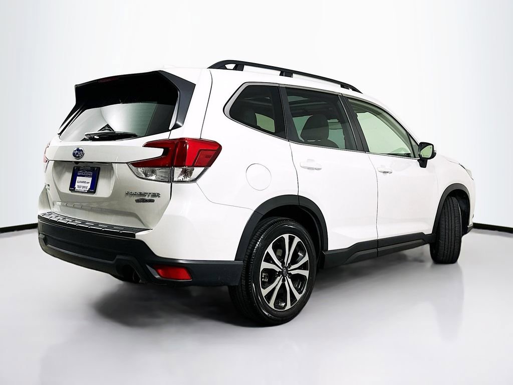 Used 2023 Subaru Forester Limited AWD/4WD image 7