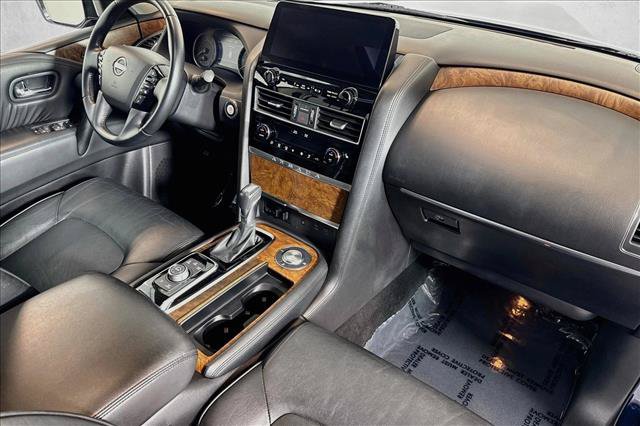 Used 2024 Nissan Armada SL w/ Captain's Chairs Package RWD image 29